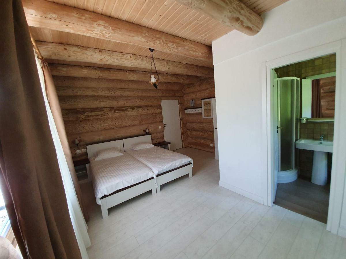 Hotel Casa Cartianu Târgu Jiu Esterno foto