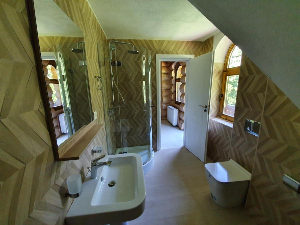 Hotel Casa Cartianu Târgu Jiu Esterno foto