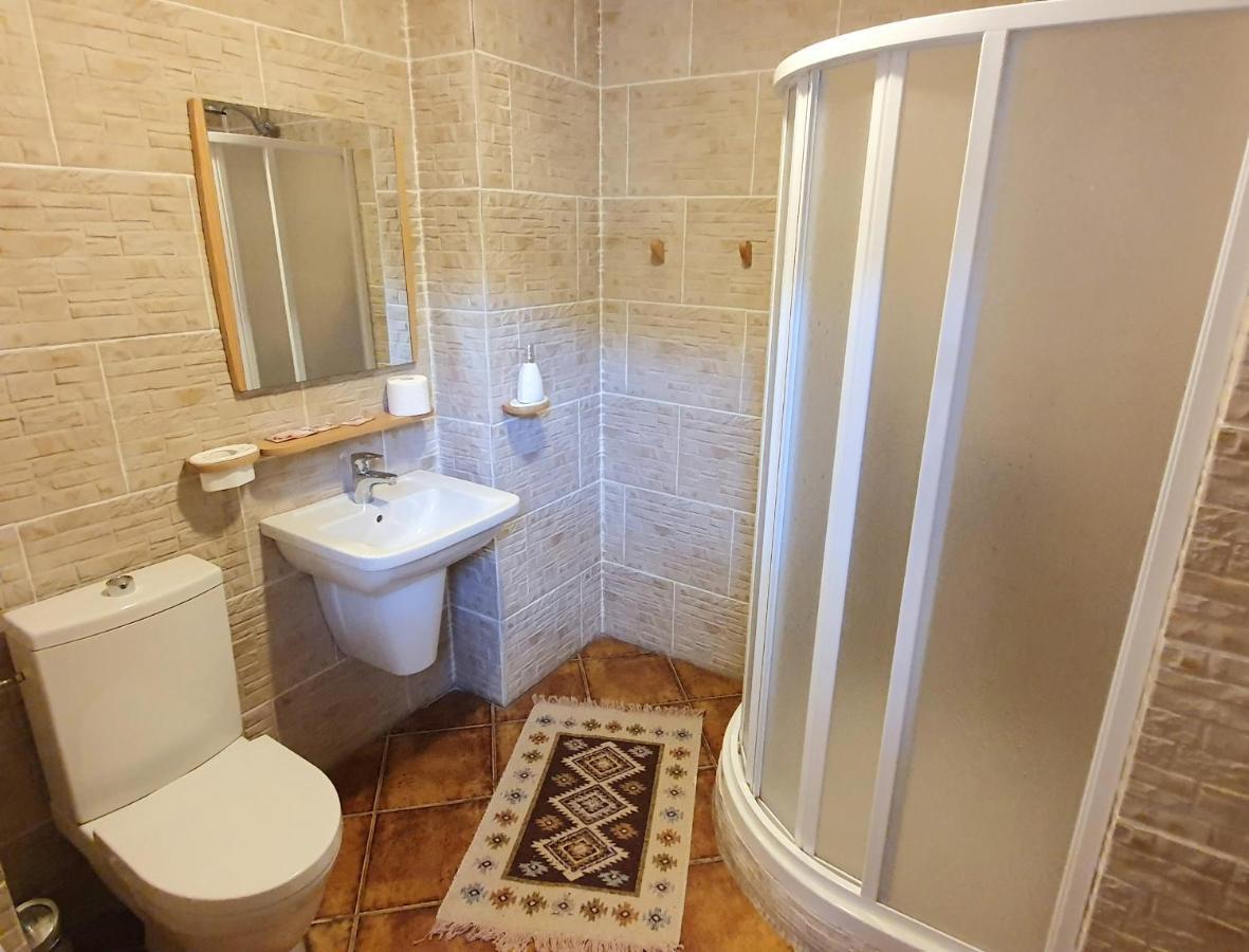Hotel Casa Cartianu Târgu Jiu Esterno foto